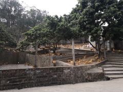 -满記土窑烧鷄波浪山莊