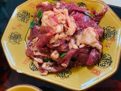 -黄利砖万峰林布依特色酸笋牛肉馆