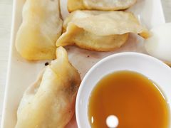 -珊珊小笼馆(仙霞路店)