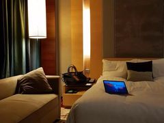 -上海龙之梦万丽酒店