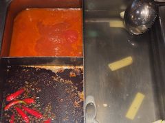 -重庆九记老火锅(广场店)