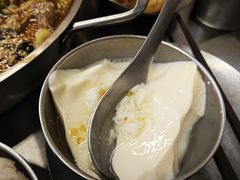 -蓉三少冒烤鸭·四川小吃集(北京首店)