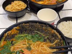 -肥汁米蘭香港米线(长宁来福士店)