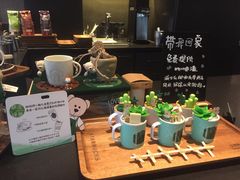 -星巴克(杭州湖滨银泰E区店)