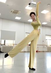 -CASTER跳舞俱乐部