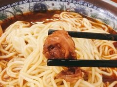 -九斤黄三黄鸡专卖店