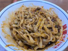 -铁蛋鸡汤刀削面(鸣元·名居店)