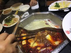 -重庆德庄火锅(体育中心店)