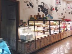 面包甜点陈列柜-拉那巴米 蛋糕定制(世纪东方广场店)