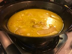 -鲜入围煮花胶鸡海鲜火锅