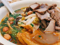 -丽丽三鲜螺蛳粉(田林路店)