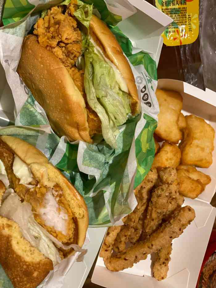 乐美客炸鸡汉堡(西翻店)