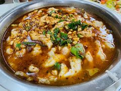 -金良酸菜鱼(宁海路总店)