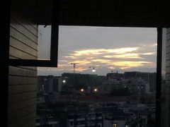 -休记光头香辣蟹干锅店(衣冠庙店)