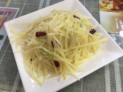 -天天向上素食餐厅(五台山店)