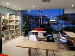 -宜必思酒店(青岛五四广场宁夏路地铁站店)