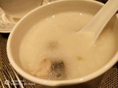 -影汇之星8字形摩天轮