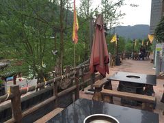 -楠柏弯休闲山庄(梨花溪店)