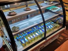 面包甜点陈列柜-老五烧烤(石牌岭店)