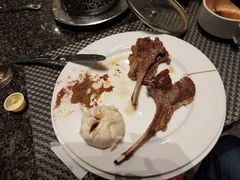 法式煎羊排-上海齐鲁万怡大酒店·辣椒屋咖啡厅