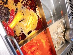 四拼锅底-海底捞火锅(番禺广场店)