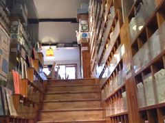 -猫的天空之城概念书店(苏州平江店)