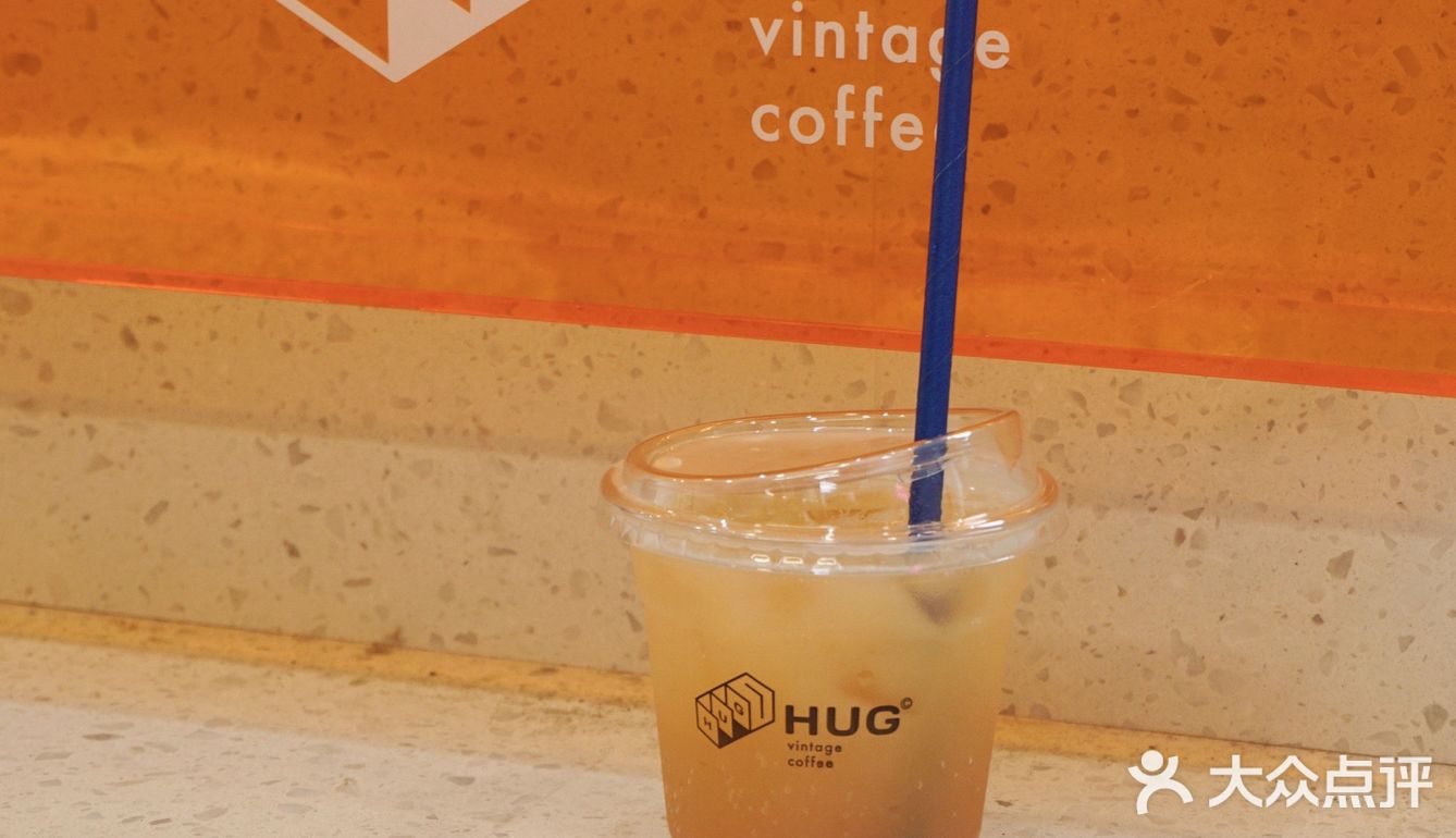 杭州探店 | 胡同里的现代感咖啡&古着店