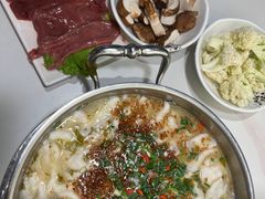 -德林酸菜鱼火锅(南丹店)