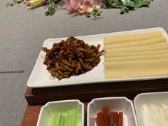 -京炉烤鸭·新京菜·庭院餐厅(大东方·欢乐谷店)