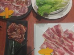 -山之屋炭火烧肉·生啤畅饮(大朗万科中央公园店)