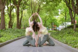 -亚太瑜伽普拉提学院