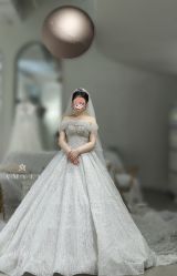 -艾米丽婚纱礼服