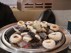 -围炉肉舍•炭烤活鳗•丹东海鲜烤肉(步行街店)