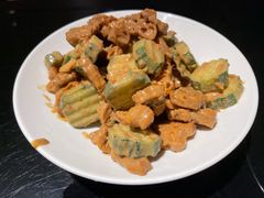 黄瓜拌油条-梅飞酒家(桑园路店)