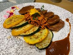 -若蘭慈·无国界素食料理(欢乐海岸店)