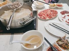 -黑山牛肉汤火锅(花城汇店)
