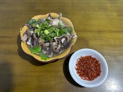 -小杨翘脚牛肉