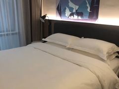-宜尚(广州北京路步行街公园前地铁站店)