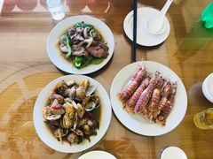 -三姐妹·海鲜大排档
