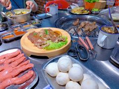 -马路牙子烧烤音乐酒馆(望京店)