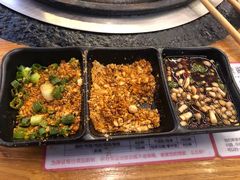 -赞酱川式烤肉(蜀都万达店)