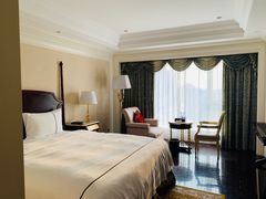 -茂名熹龙国际大酒店(人民广场高铁站店)