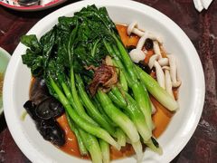 豆豉鲮鱼油麦菜-新白鹿餐厅(爱琴海购物中心店)