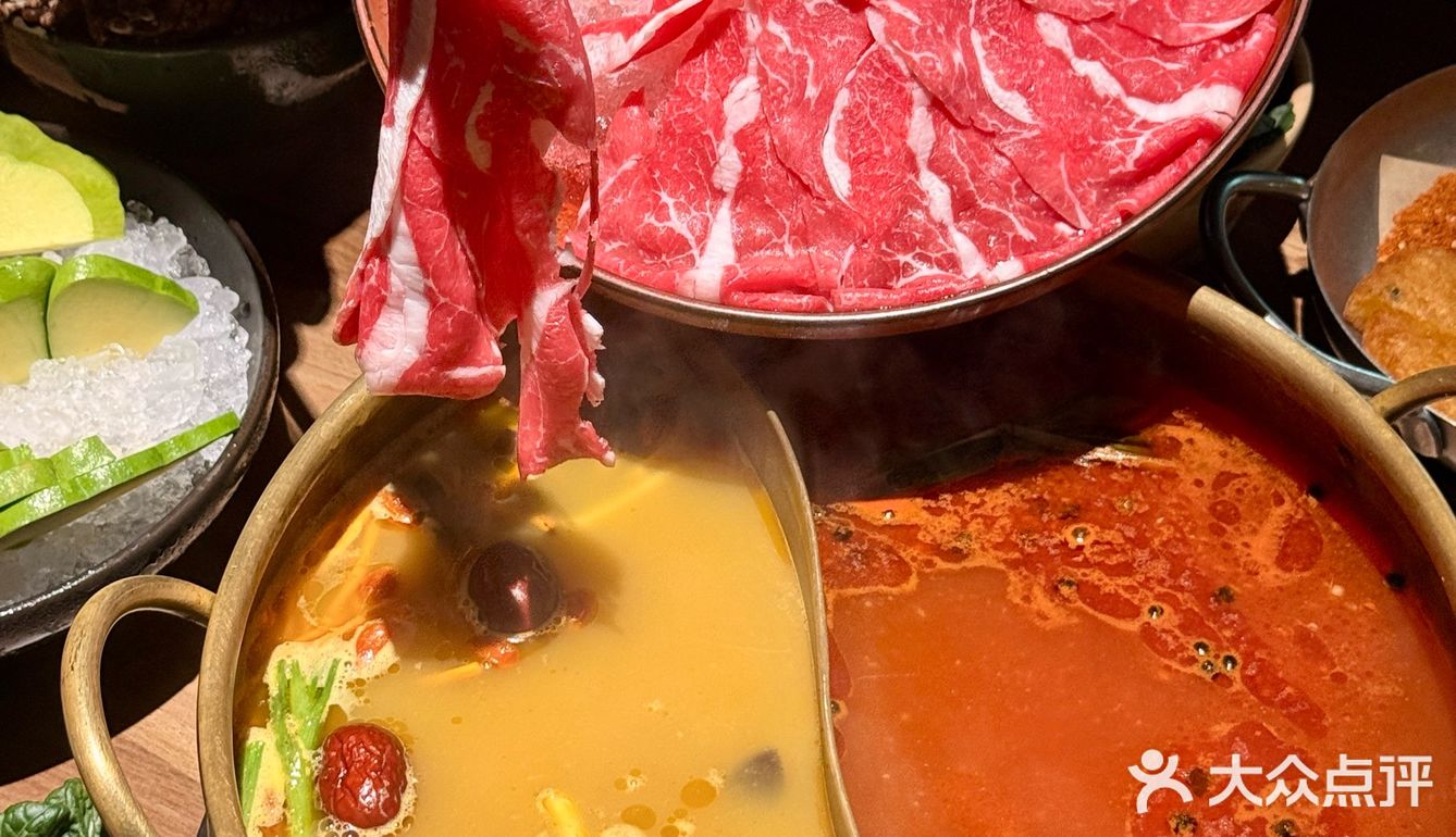 北京首店酸汤火锅，一口酸到灵魂醒！