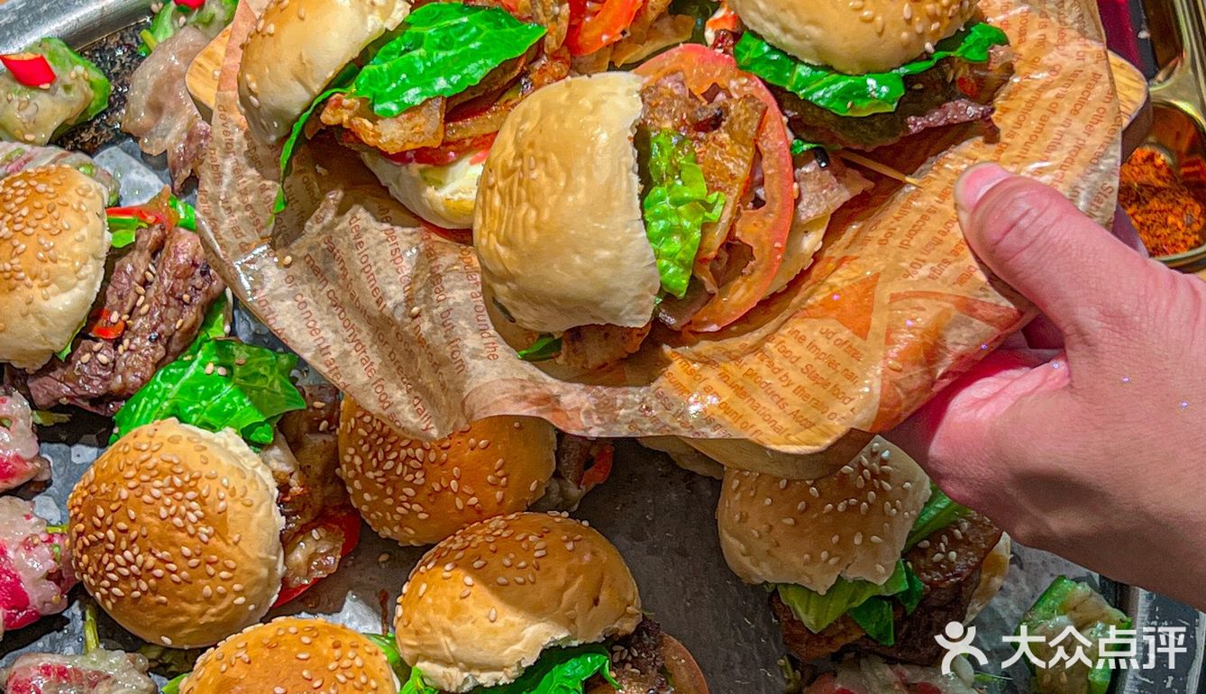 为了这一口mini小汉堡🍔我愿一直待在南昌