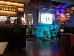 -樱花里音乐餐吧·牛扒椰子鸡(东圃店)