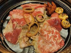 -梨花甄选自助烤肉(小寨原力场店)