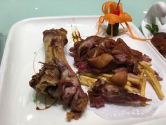 德国咸猪手-骏莱海鲜鱼港(五角场店)