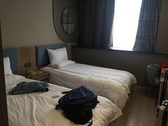 -如家酒店·neo(长沙步行街黄兴广场地铁站店)