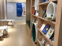 -亲亲袋鼠托育早教·思维专注力·棕熊英语(鼓楼恒力城店)